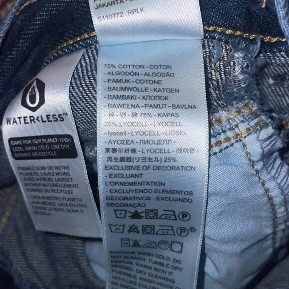 Levi’s Baggy Featherweight Women's Jeans Size 24 - Picture 6 of 8